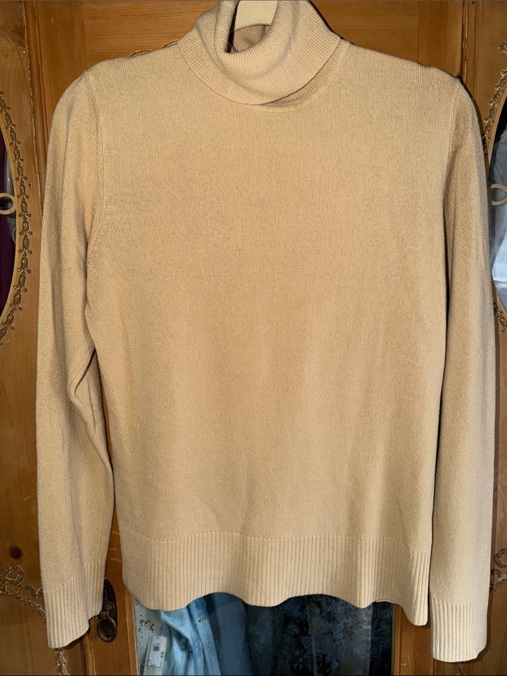 H&M Cream Turtleneck Sweater - Soft Knit